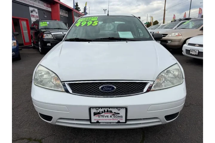 $4995 : 2005 Focus ZX4 S image 4