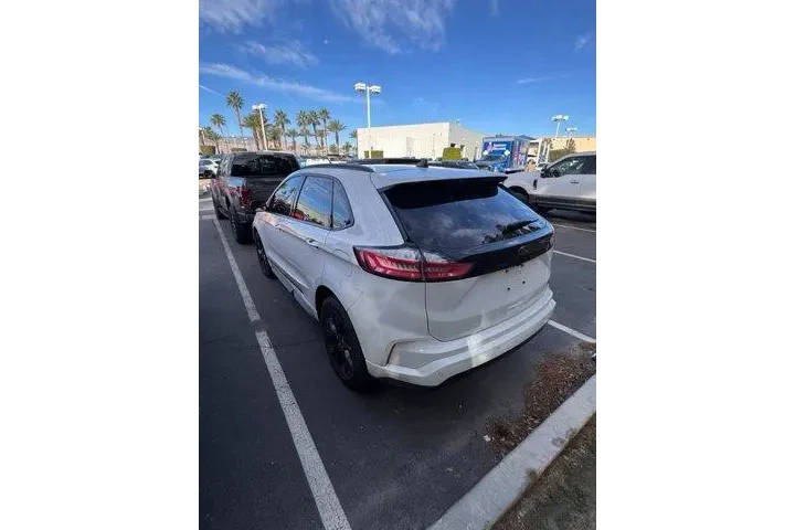 $23665 : Ford Edge 2022 AWD SE 4dr Cr image 2