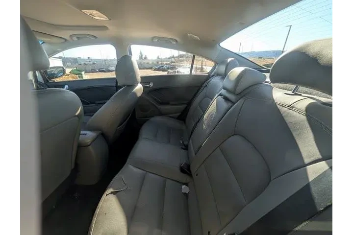 $8225 : Kia Forte 2016 EX 4dr Sedan image 5