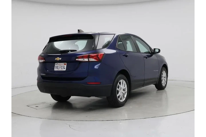 $18998 : Chevrolet Equinox 2022 LS 4d image 8