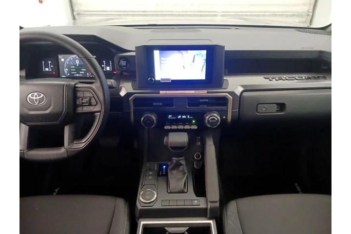 $36998 : Toyota Tacoma 2026 4x2 SR5 4 image 9