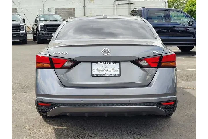 $19500 : Nissan Altima 2022 2.5 SV 4d image 5