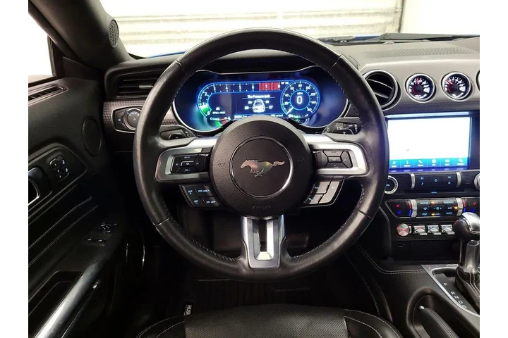 $27998 : Ford Mustang 2020 EcoBoost 2 image 10