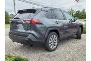 $38239 : Toyota RAV4 2024 AWD XLE Pre thumbnail