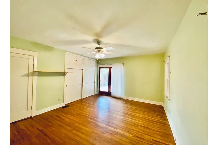 $1500 : Move in Today image 8