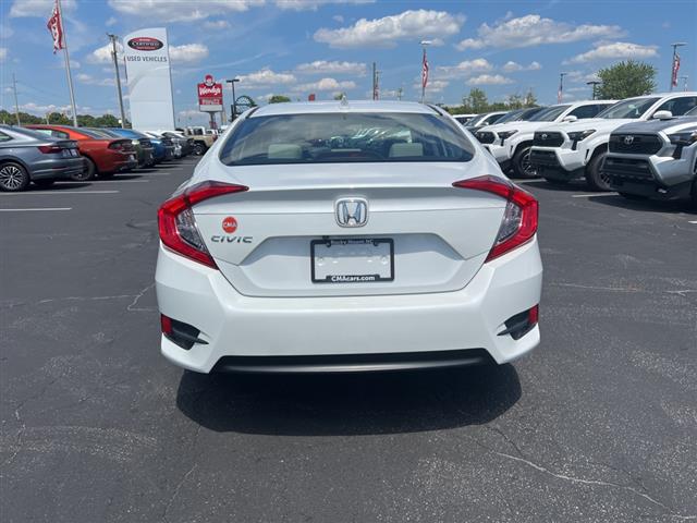 $16490 : PRE-OWNED 2018 HONDA CIVIC EX image 6