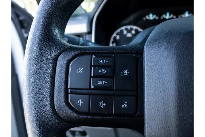 $30999 : Ford F-150 2023 4x2 XLT 4dr image 10