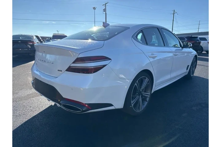 $37777 : Genesis G70 2024 3.3T Sport image 5