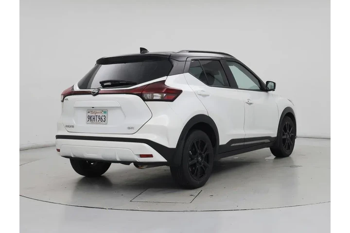 $19998 : Nissan Kicks 2023 SR 4dr Cro image 8