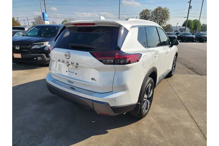 $27966 : Nissan Rogue 2024 SL 4dr Cro image 4