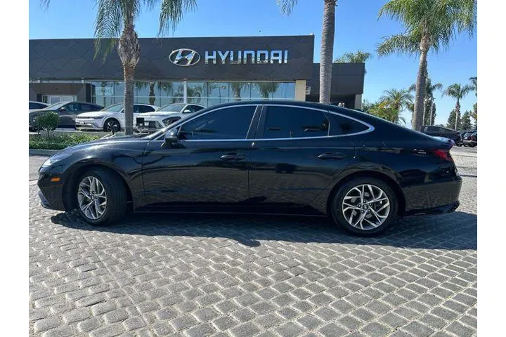 $19495 : Hyundai SONATA 2023 SEL 4dr image 2