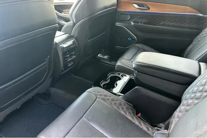 $39995 : Jeep Grand Cherokee L 2023 4 image 3