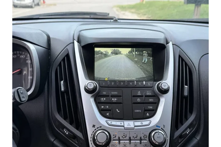 $4400 : 2013 Equinox LT image 10