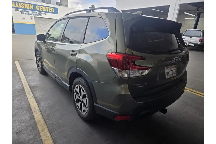 $22275 : Subaru Forester 2020 AWD Pre image 9