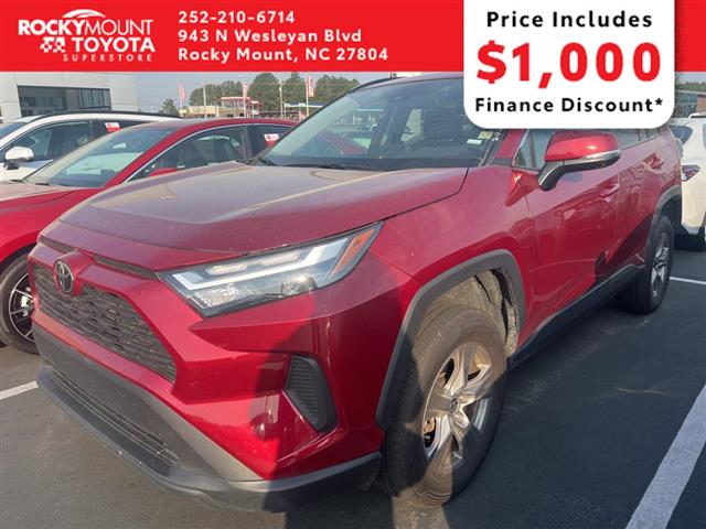 $24790 : PRE-OWNED 2022 TOYOTA RAV4 XLE image 6
