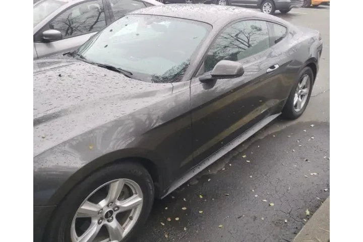 $16988 : Ford Mustang 2018 EcoBoost 2 image 3