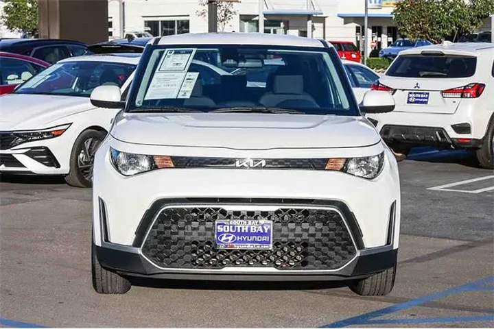 $14999 : Kia Soul 2024 LX 4dr Crossov image 2