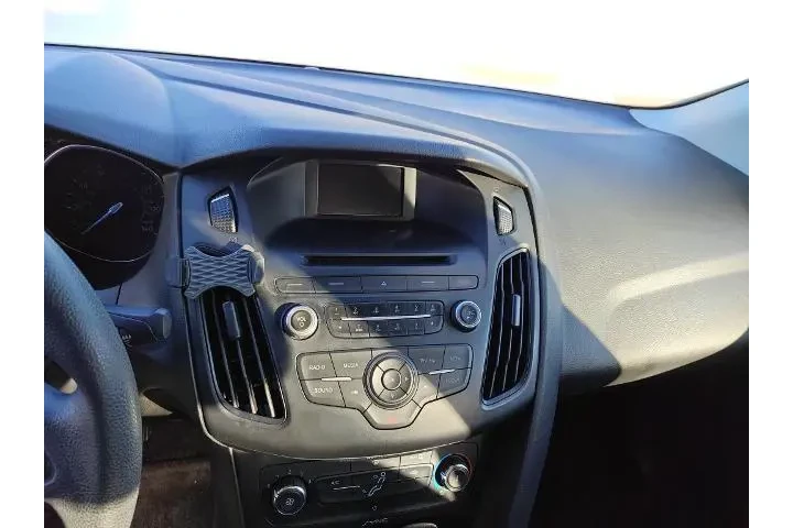 $9167 : Ford Focus 2017 S 4dr Sedan image 10