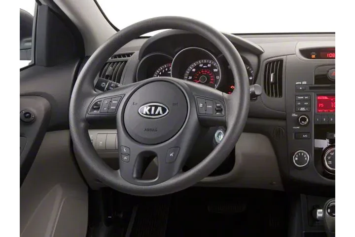 $3533 : Kia Forte 2013 EX 4dr Sedan image 6