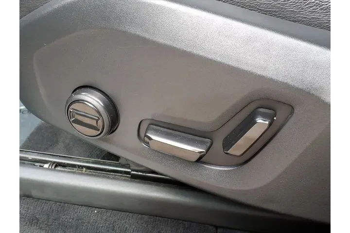 $19803 : Volvo XC90 2019 AWD T5 Momen image 7