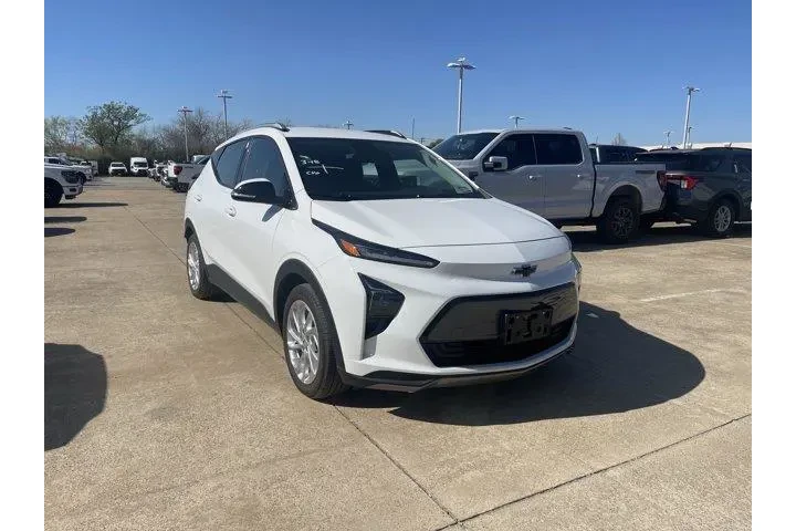 $18759 : Chevrolet Bolt EUV 2023 LT 4 image 2