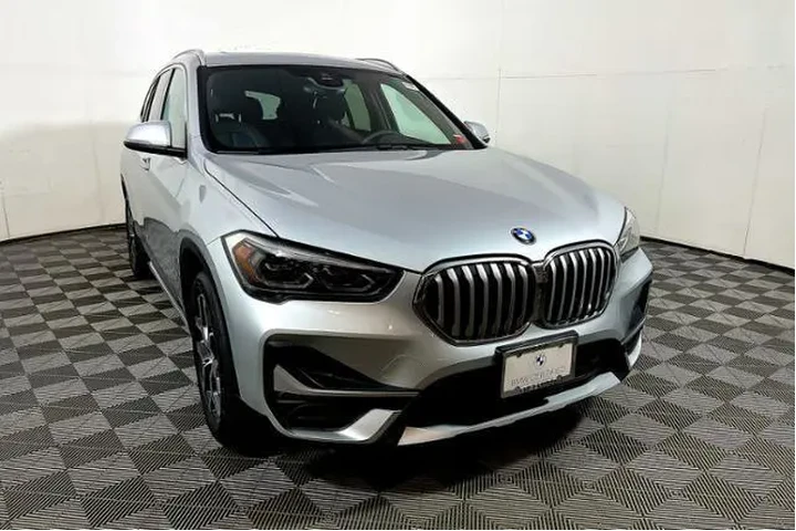 $20943 : BMW X1 2020 AWD xDrive28i 4d image 2