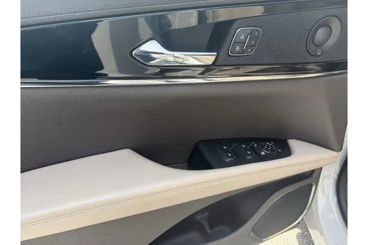 $22796 : Lincoln Nautilus 2021 Reserv image 10