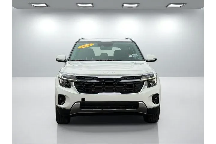 $21588 : Kia Seltos 2024 S 4dr SUV image 9