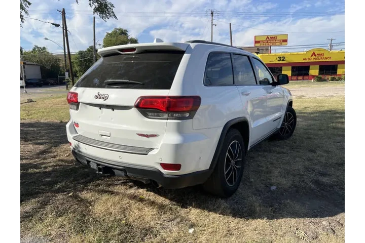 $16495 : 2018 Grand Cherokee Trailhawk image 9