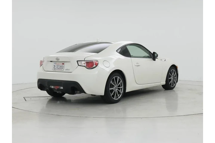 $17998 : Scion FR-S 2016 2dr Coupe 6A image 8