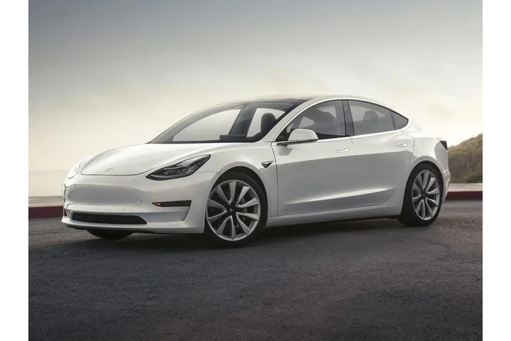 $26920 : Tesla Model 3 2019 AWD Long image 1