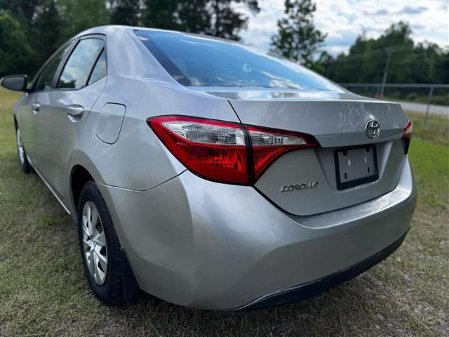 $10900 : 2014 TOYOTA COROLLA image 9