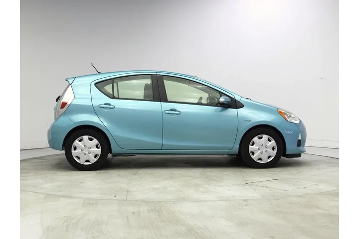 $17998 : Toyota Prius c 2014 One 4dr image 7