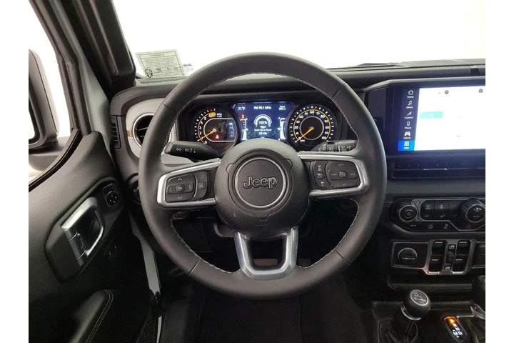 $35998 : Jeep Wrangler 2025 4x4 Sahar image 10