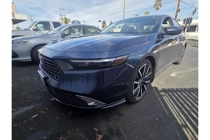 $29995 : Honda Accord Hybrid 2024 Tou image 2