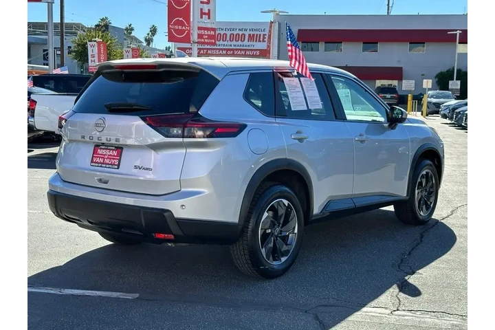$21998 : Nissan Rogue 2024 AWD SV 4dr image 6
