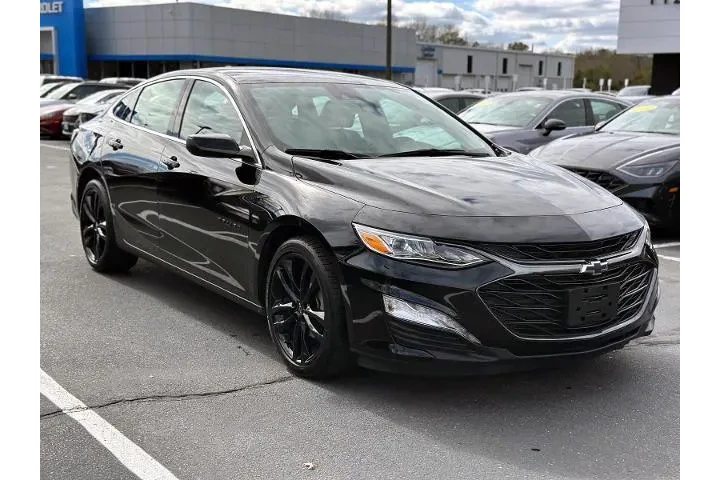 $22888 : Chevrolet Malibu 2024 LT 4dr image 5