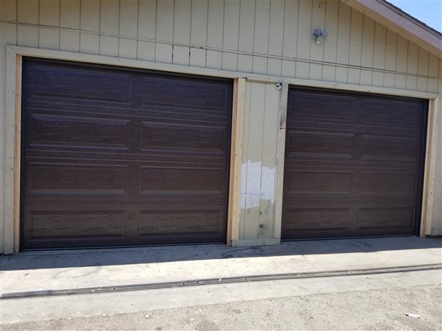 Garage door service and repair image 3