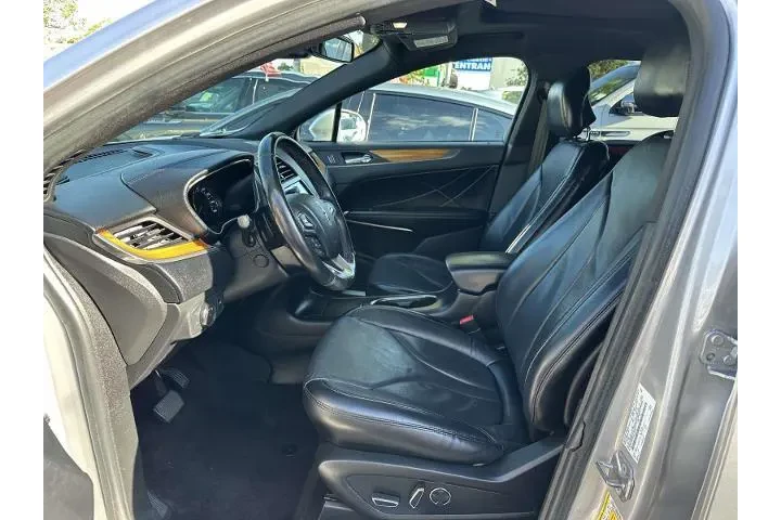 $17990 : Lincoln MKC 2018 AWD Reserve image 9