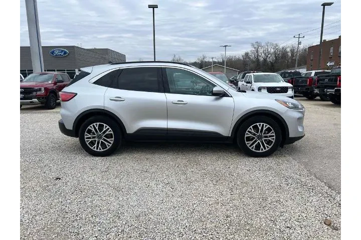 $17900 : Ford Escape 2020 SEL 4dr SUV image 9