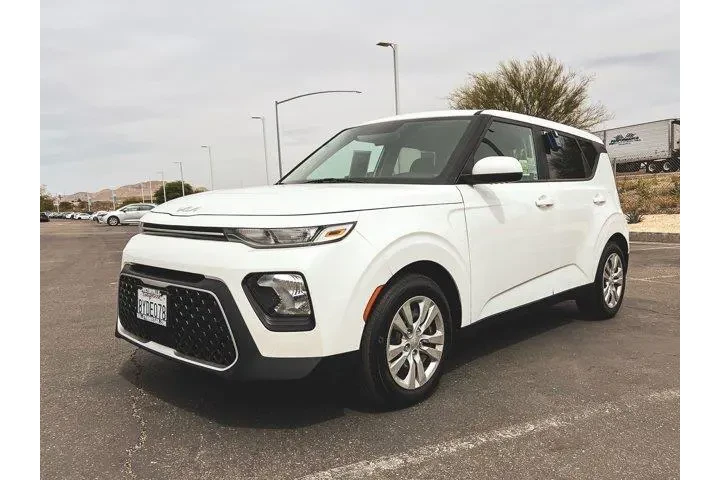 $11997 : Kia Soul 2022 LX 4dr Crossov image 7