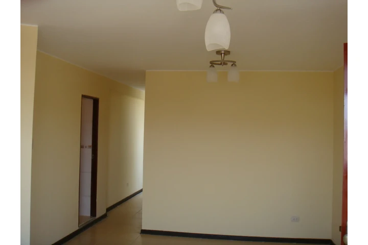 $1300 : Alquilo en Urb. La Macarena image 3