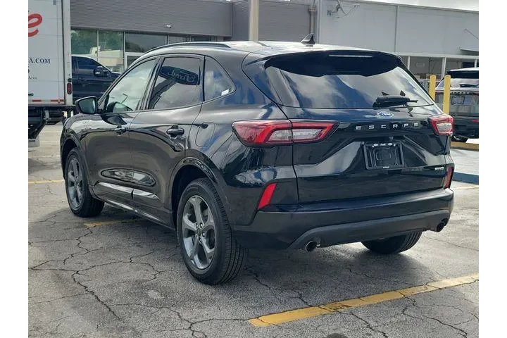 $18990 : Ford Escape 2024 AWD ST-Line image 3