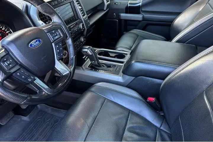 $39995 : Ford F-150 2017 4x4 Raptor 4 image 7