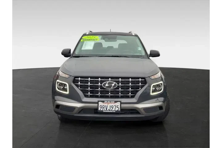 $20995 : Hyundai VENUE 2025 Limited 4 image 2