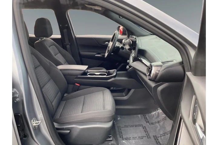 $32751 : Chevrolet Equinox 2025 LT 4d image 9