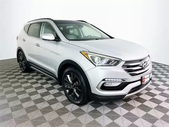 $17100 : PRE-OWNED 2017 HYUNDAI SANTA image 1