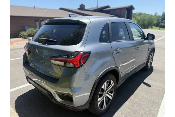 $7750 : 2021 Outlander Sport SE image 4
