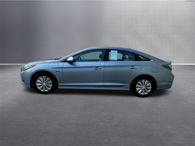 $13749 : 2016 Sonata Hybrid SE image 4