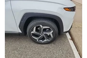 $26985 : Hyundai TUCSON Hybrid 2022 A thumbnail
